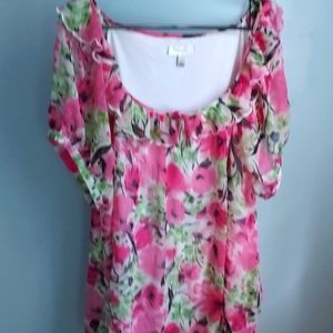 Dress barn pink floral blouse Size  22-24 plus  size with ruffle accents